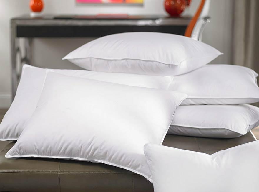wynrest hotel collection pillow