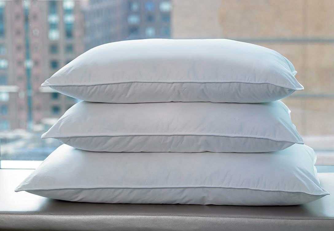 https://www.whotelsthestore.com/images/products/xlrg/w-hotels-down-alternative-pillow-WHO-108-S_xlrg.jpg